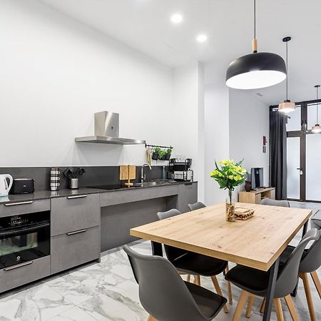 Apartamento De Estilo Moderno Hasta 5 Pax Valencia Exterior foto
